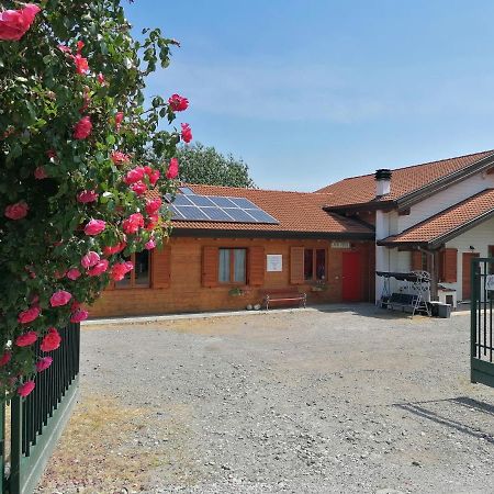 Agriturismo Bio Apipoli Lucino المظهر الخارجي الصورة