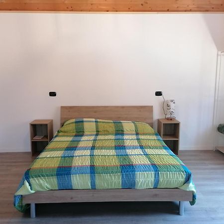 Agriturismo Bio Apipoli Lucino المظهر الخارجي الصورة
