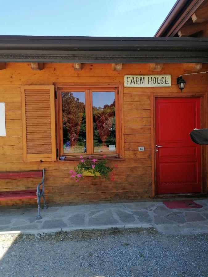 Agriturismo Bio Apipoli Lucino المظهر الخارجي الصورة